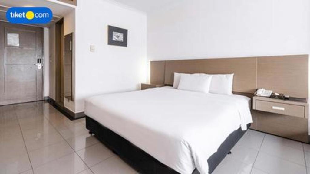 Danau Toba Hotel International Medan Dış mekan fotoğraf
