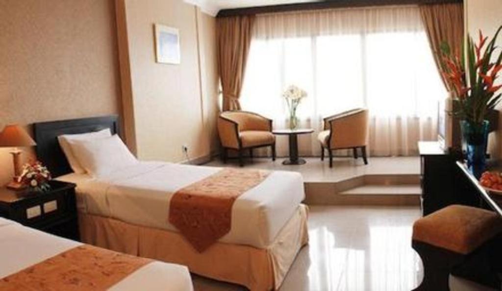 Danau Toba Hotel International Medan Dış mekan fotoğraf